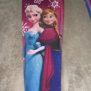 🍎 3 for $10 🍎 Disney FROZEN pants